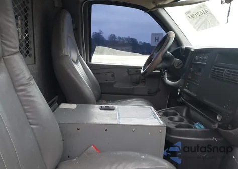 2007 Chevrolet Express Work Van from USA, damaged, VIN 1GCGG25V771104970